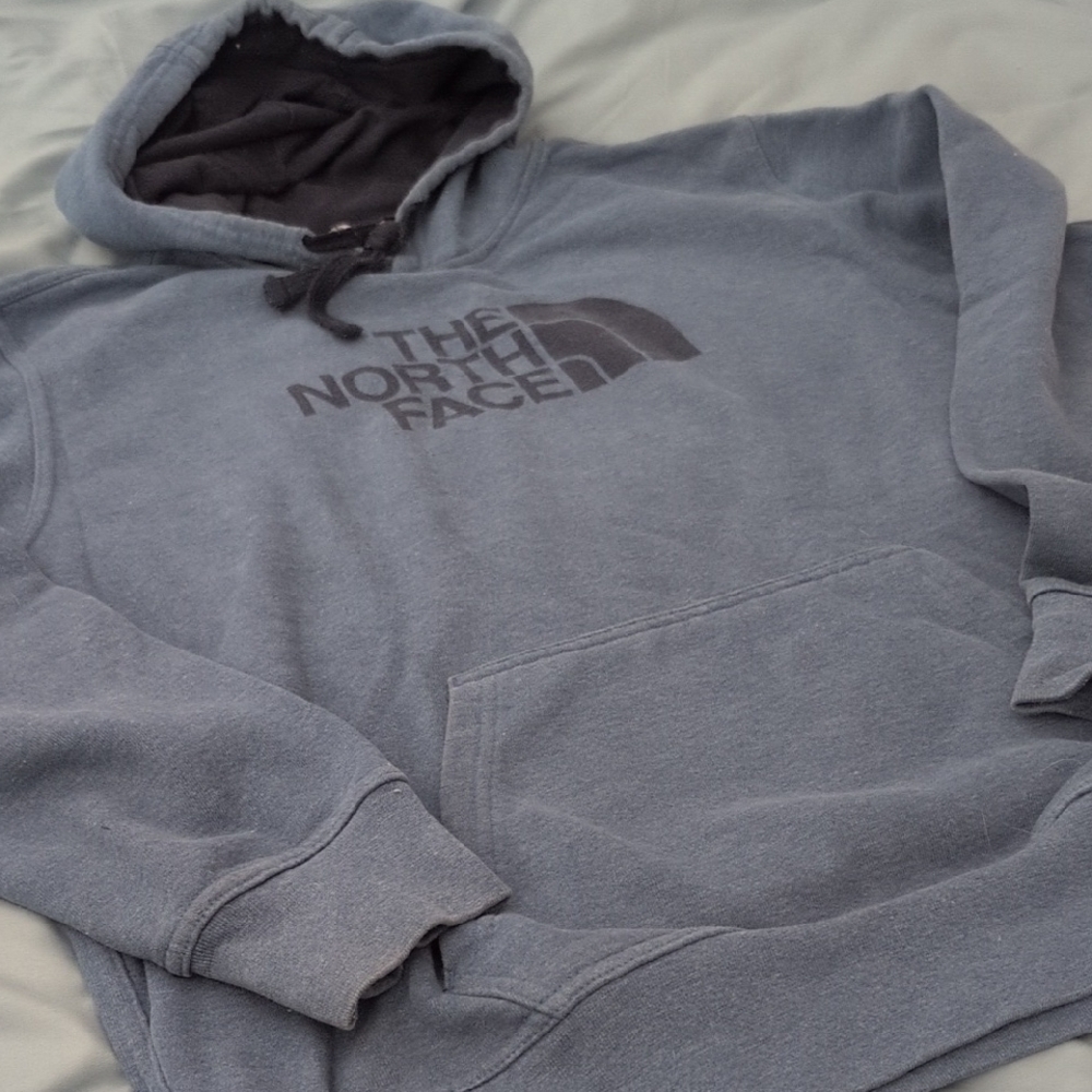 The North Face Men's Blue Hoodie Size L